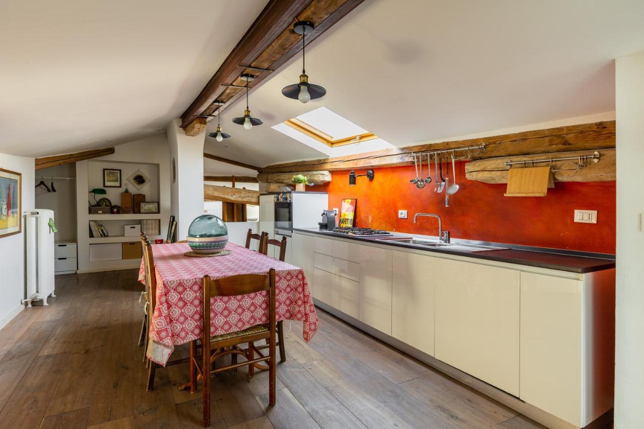 Italy Prestigious Historical Attic In Bologna Apartment Exterior photo